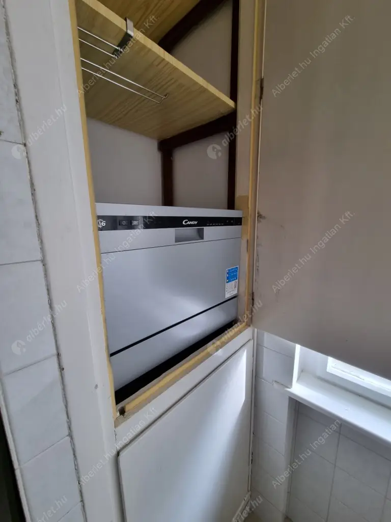 Kiadó albérlet 220000 Ft/hó áron: Budapest, II. kerület  Guyon Richárd utca. Mérete: 45 nm, 2 szobás | Alberlet.hu - 6571312