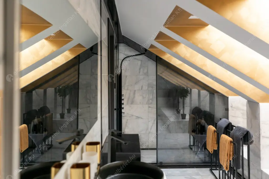 Kiadó albérlet 772000 Ft/hó áron: Budapest, II. kerület  Gyopár utca. Mérete: 110 nm, 3 szobás | Alberlet.hu - 6169901