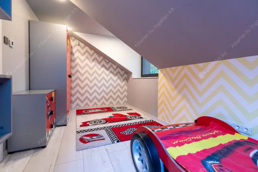 Kiadó albérlet 772000 Ft/hó áron: Budapest, II. kerület  Gyopár utca. Mérete: 110 nm, 3 szobás | Alberlet.hu - 6169902