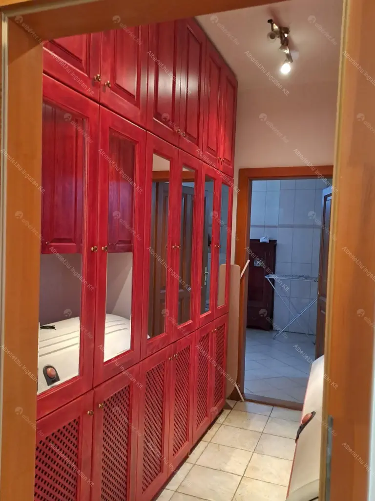 Kiadó albérlet 1500000 Ft/hó áron: Budapest, II. kerület  Hárshegyi út. Mérete: 120 nm, 4 szobás | Alberlet.hu - 6653456