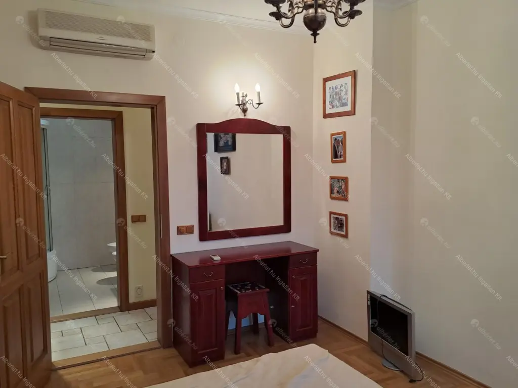 Kiadó albérlet 1500000 Ft/hó áron: Budapest, II. kerület  Hárshegyi út. Mérete: 120 nm, 4 szobás | Alberlet.hu - 6653459