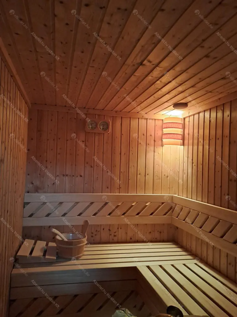 Kiadó albérlet 1500000 Ft/hó áron: Budapest, II. kerület  Hárshegyi út. Mérete: 120 nm, 4 szobás | Alberlet.hu - 6682633