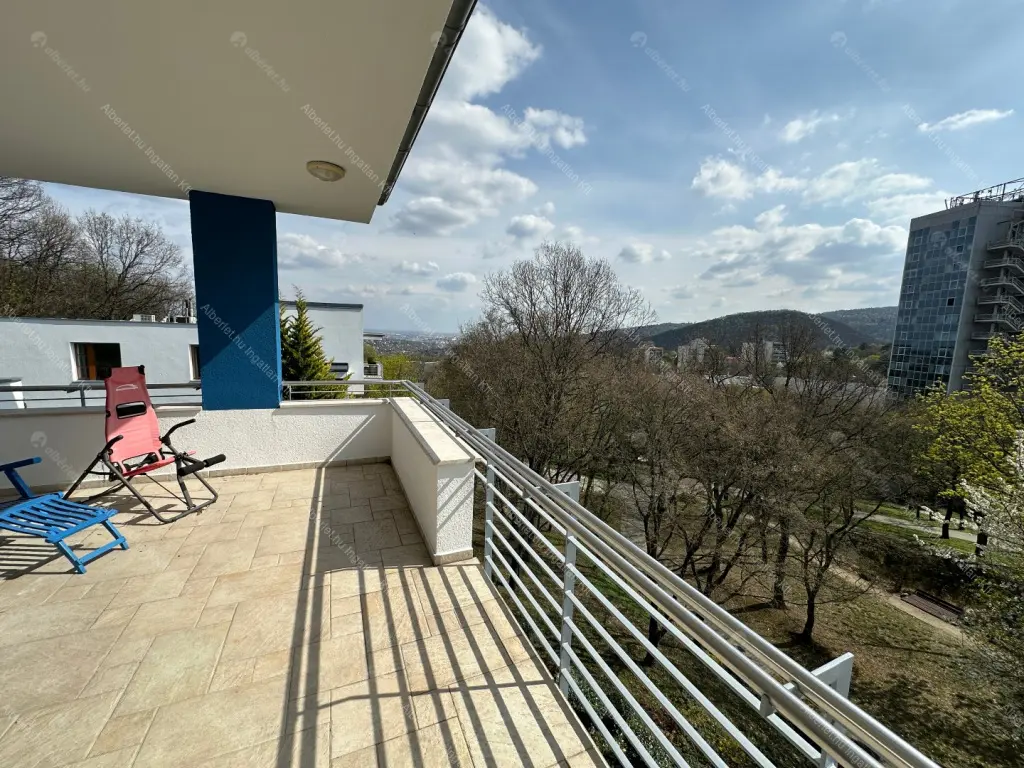 Kiadó albérlet 1400000 Ft/hó áron: Budapest, II. kerület  Hárshegyi út. Mérete: 120 nm, 4 szobás | Alberlet.hu - 6692337