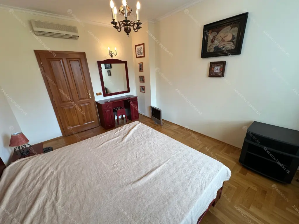 Kiadó albérlet 1400000 Ft/hó áron: Budapest, II. kerület  Hárshegyi út. Mérete: 120 nm, 4 szobás | Alberlet.hu - 6692349