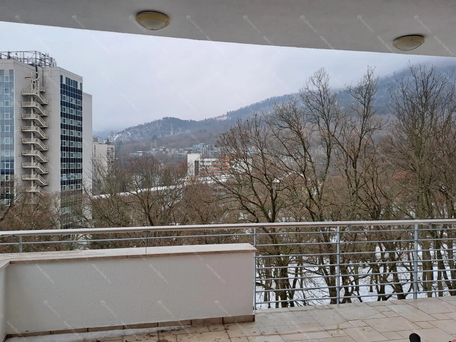 Kiadó albérlet 1700000 Ft/hó áron: Budapest, II. kerület  Hárshegyi út. Mérete: 120 nm, 5 szobás | Alberlet.hu - 6644504