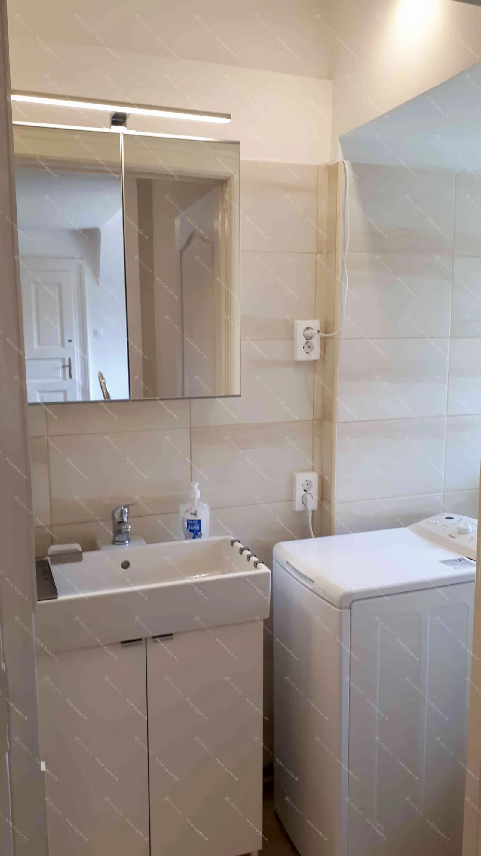 Kiadó albérlet 180000 Ft/hó áron: Budapest, II. kerület  Heinrich István utca. Mérete: 25 nm, 1 szobás | Alberlet.hu - 6698683