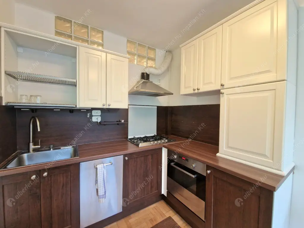 Kiadó albérlet 290000 Ft/hó áron: Budapest, II. kerület  Herman Ottó út. Mérete: 65 nm, 2 szobás | Alberlet.hu - 6561044