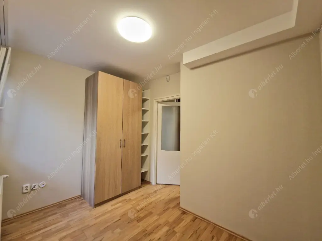 Kiadó albérlet 290000 Ft/hó áron: Budapest, II. kerület  Herman Ottó út. Mérete: 65 nm, 2 szobás | Alberlet.hu - 6561054