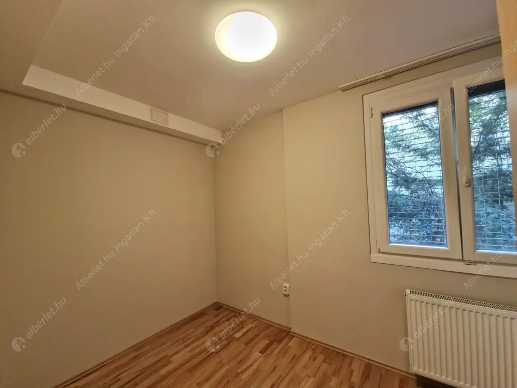 Kiadó albérlet 270000 Ft/hó áron: Budapest, II. kerület  Herman Ottó út. Mérete: 65 nm, 2 szobás | Alberlet.hu - 6579633