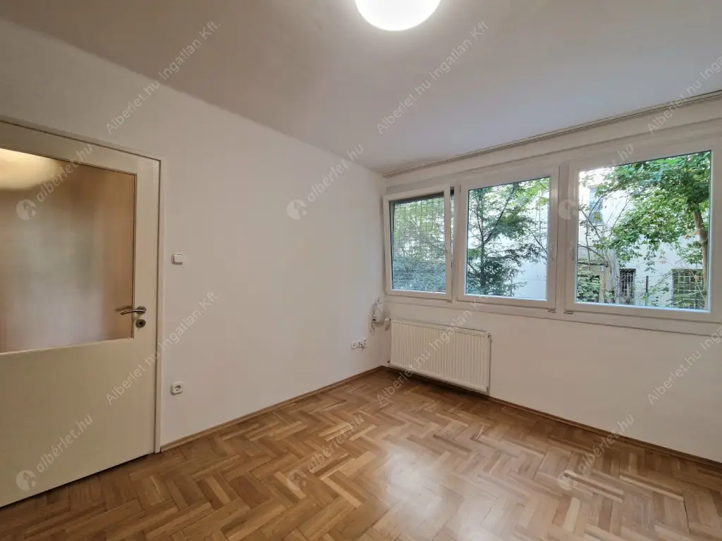 Kiadó albérlet 270000 Ft/hó áron: Budapest, II. kerület  Herman Ottó út. Mérete: 65 nm, 2 szobás | Alberlet.hu - 6579641