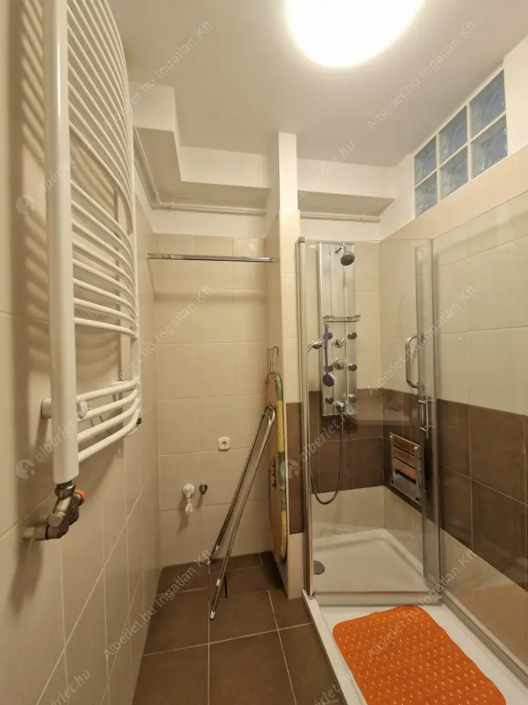 Kiadó albérlet 270000 Ft/hó áron: Budapest, II. kerület  Herman Ottó út. Mérete: 65 nm, 2 szobás | Alberlet.hu - 6579646