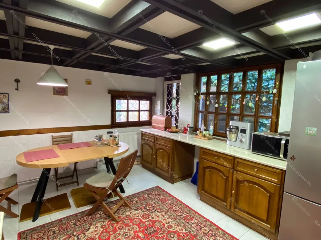 Kiadó albérlet 550000 Ft/hó áron: Budapest, II. kerület  Homokóra utca. Mérete: 140 nm, 3 szobás | Alberlet.hu - 6695700