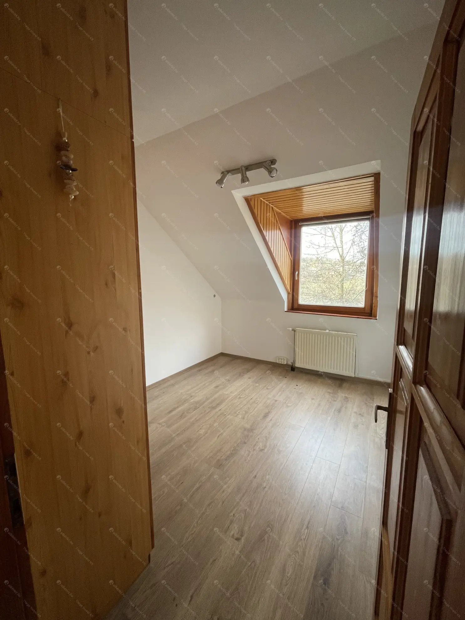 Kiadó albérlet 490000 Ft/hó áron: Budapest, II. kerület  Honfoglalás utca. Mérete: 195 nm, 6 szobás | Alberlet.hu - 6599069