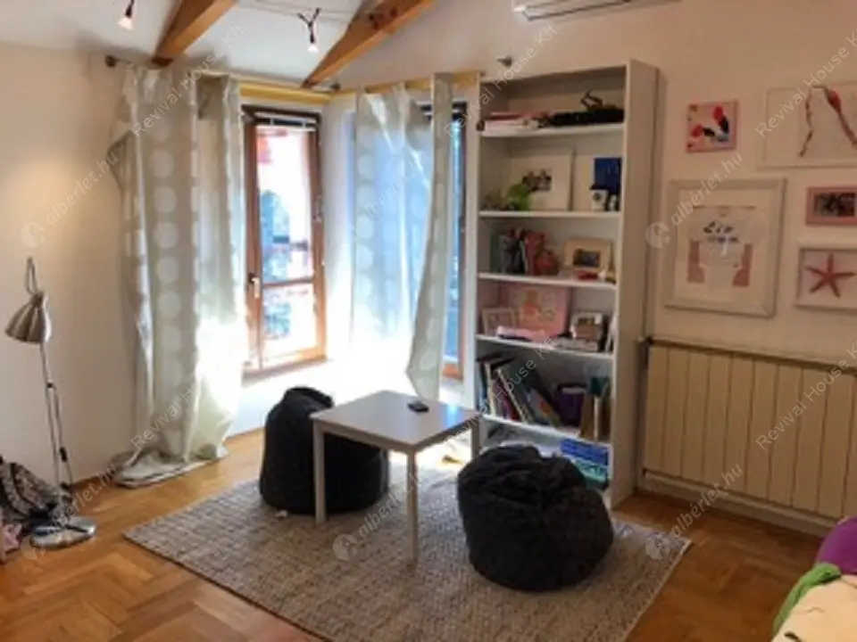 Kiadó albérlet 880000 Ft/hó áron: Budapest, II. kerület  Honvéd utca. Mérete: 280 nm, 5 szobás | Alberlet.hu - 6494928