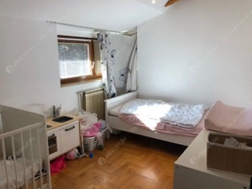 Kiadó albérlet 880000 Ft/hó áron: Budapest, II. kerület  Honvéd utca. Mérete: 280 nm, 5 szobás | Alberlet.hu - 6494929