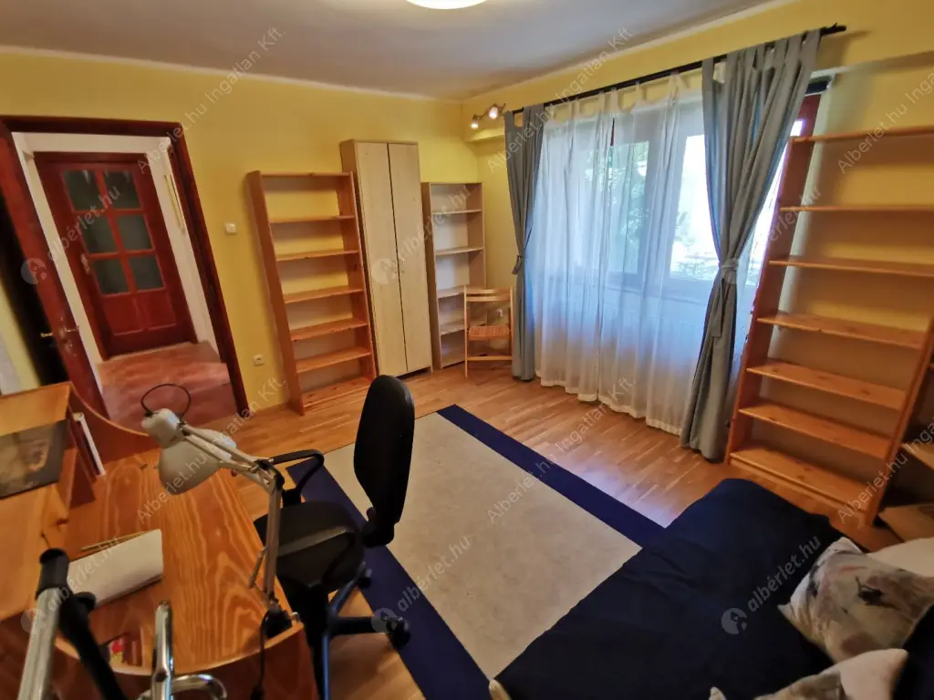 Kiadó albérlet 360000 Ft/hó áron: Budapest, II. kerület  Huba vezér utca. Mérete: 75 nm, 3 szobás | Alberlet.hu - 6572880