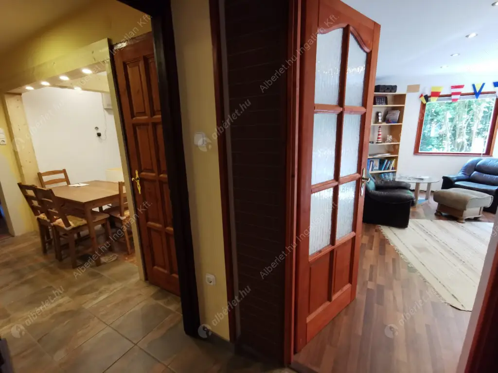 Kiadó albérlet 340000 Ft/hó áron: Budapest, II. kerület  Huba vezér utca. Mérete: 75 nm, 3 szobás | Alberlet.hu - 6574525