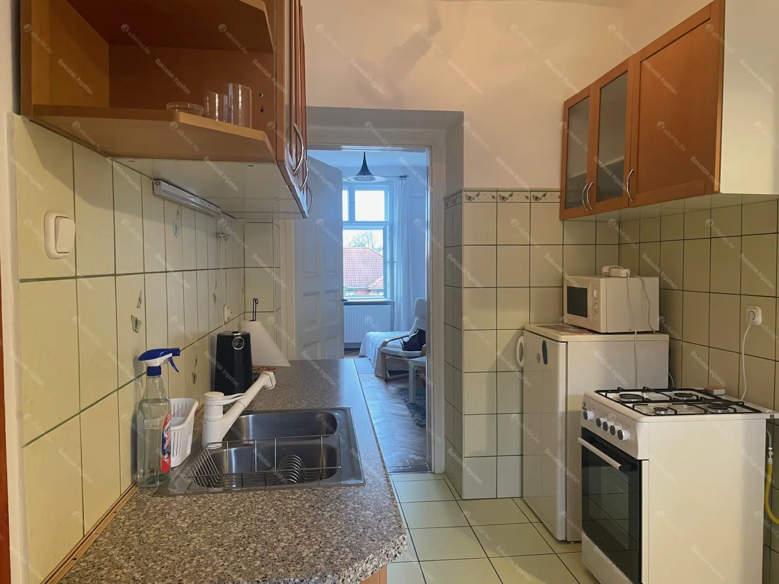 Kiadó albérlet 190000 Ft/hó áron: Budapest, II. kerület  Hűvösvölgyi út. Mérete: 40 nm, 1 szobás | Alberlet.hu - 6691198