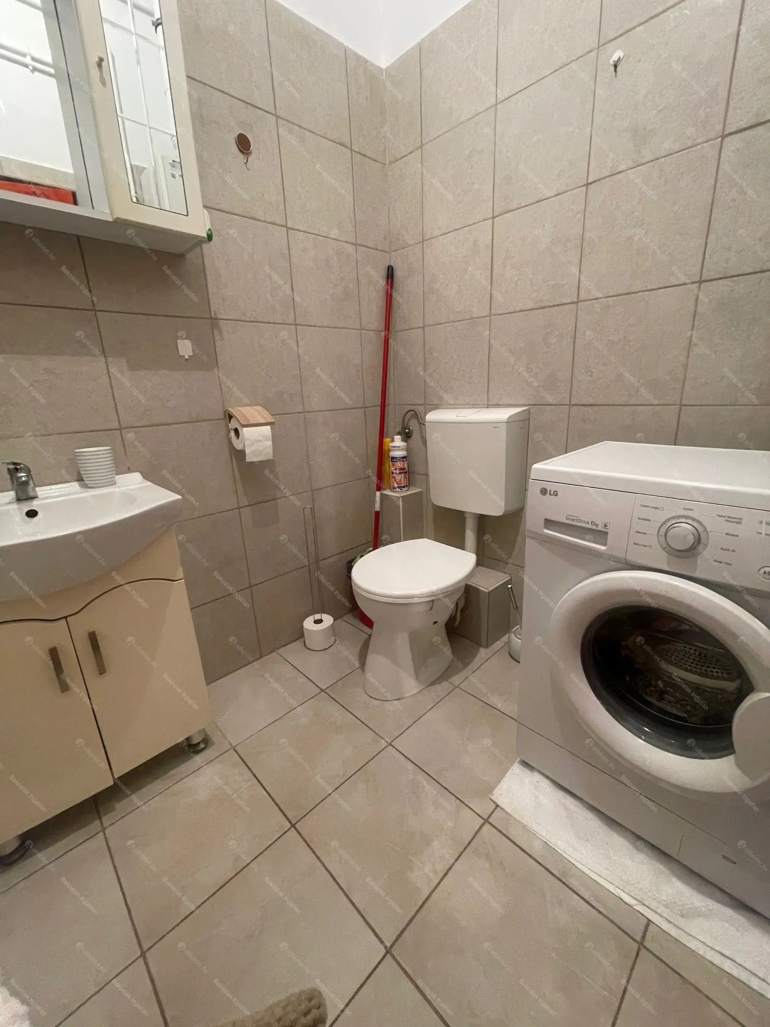 Kiadó albérlet 190000 Ft/hó áron: Budapest, II. kerület  Hűvösvölgyi út. Mérete: 40 nm, 1 szobás | Alberlet.hu - 6691203