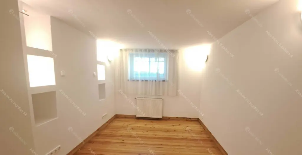 Kiadó albérlet 180000 Ft/hó áron: Budapest, II. kerület  Hűvösvölgyi út. Mérete: 50 nm, 2 szobás | Alberlet.hu - 6692917