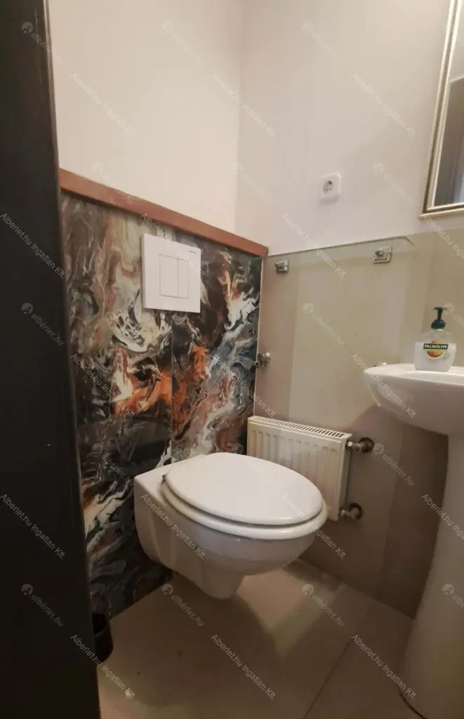 Kiadó albérlet 180000 Ft/hó áron: Budapest, II. kerület  Hűvösvölgyi út. Mérete: 50 nm, 2 szobás | Alberlet.hu - 6692923