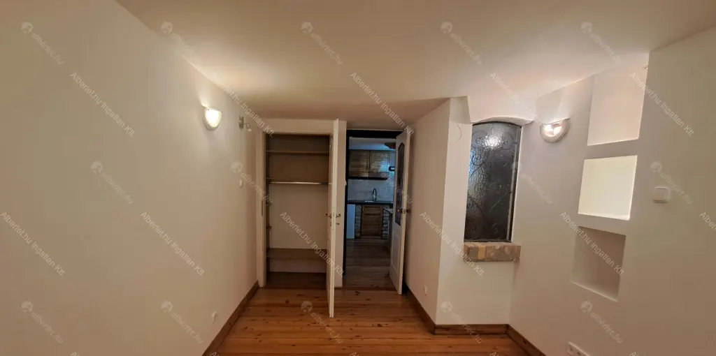 Kiadó albérlet 180000 Ft/hó áron: Budapest, II. kerület  Hűvösvölgyi út. Mérete: 50 nm, 2 szobás | Alberlet.hu - 6697906