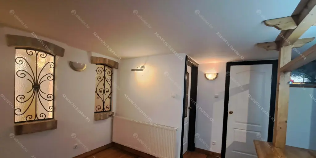 Kiadó albérlet 180000 Ft/hó áron: Budapest, II. kerület  Hűvösvölgyi út. Mérete: 50 nm, 2 szobás | Alberlet.hu - 6697910