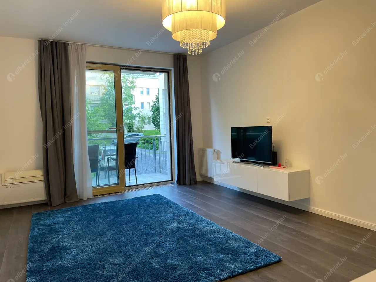 Kiadó albérlet 1018000 Ft/hó áron: Budapest, II. kerület  Józsefhegyi utca. Mérete: 105 nm, 4 szobás | Alberlet.hu - 5346368