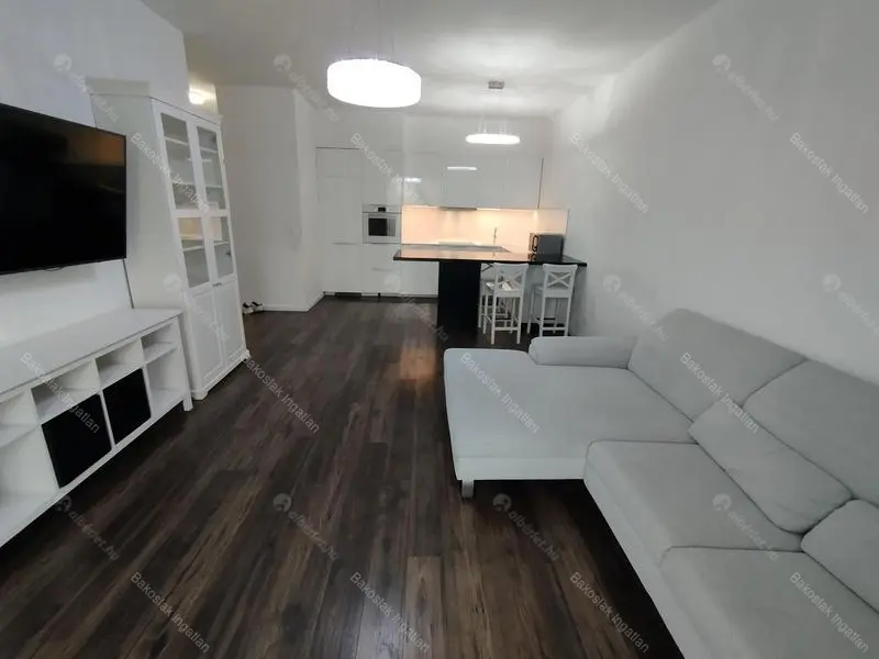 Kiadó albérlet 997000 Ft/hó áron: Budapest, II. kerület  Józsefhegyi utca. Mérete: 105 nm, 4 szobás | Alberlet.hu - 6678761