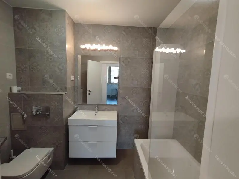 Kiadó albérlet 997000 Ft/hó áron: Budapest, II. kerület  Józsefhegyi utca. Mérete: 105 nm, 4 szobás | Alberlet.hu - 6678767