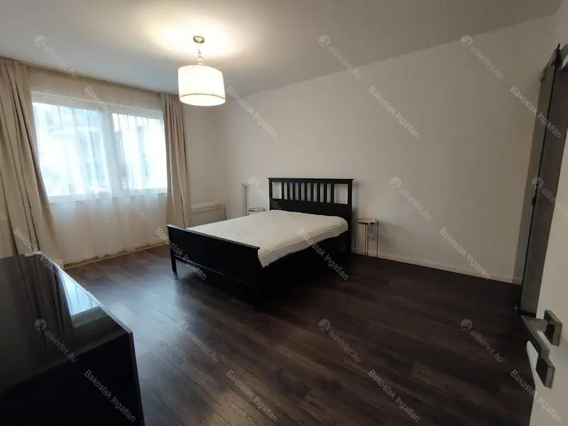 Kiadó albérlet 997000 Ft/hó áron: Budapest, II. kerület  Józsefhegyi utca. Mérete: 105 nm, 4 szobás | Alberlet.hu - 6678770