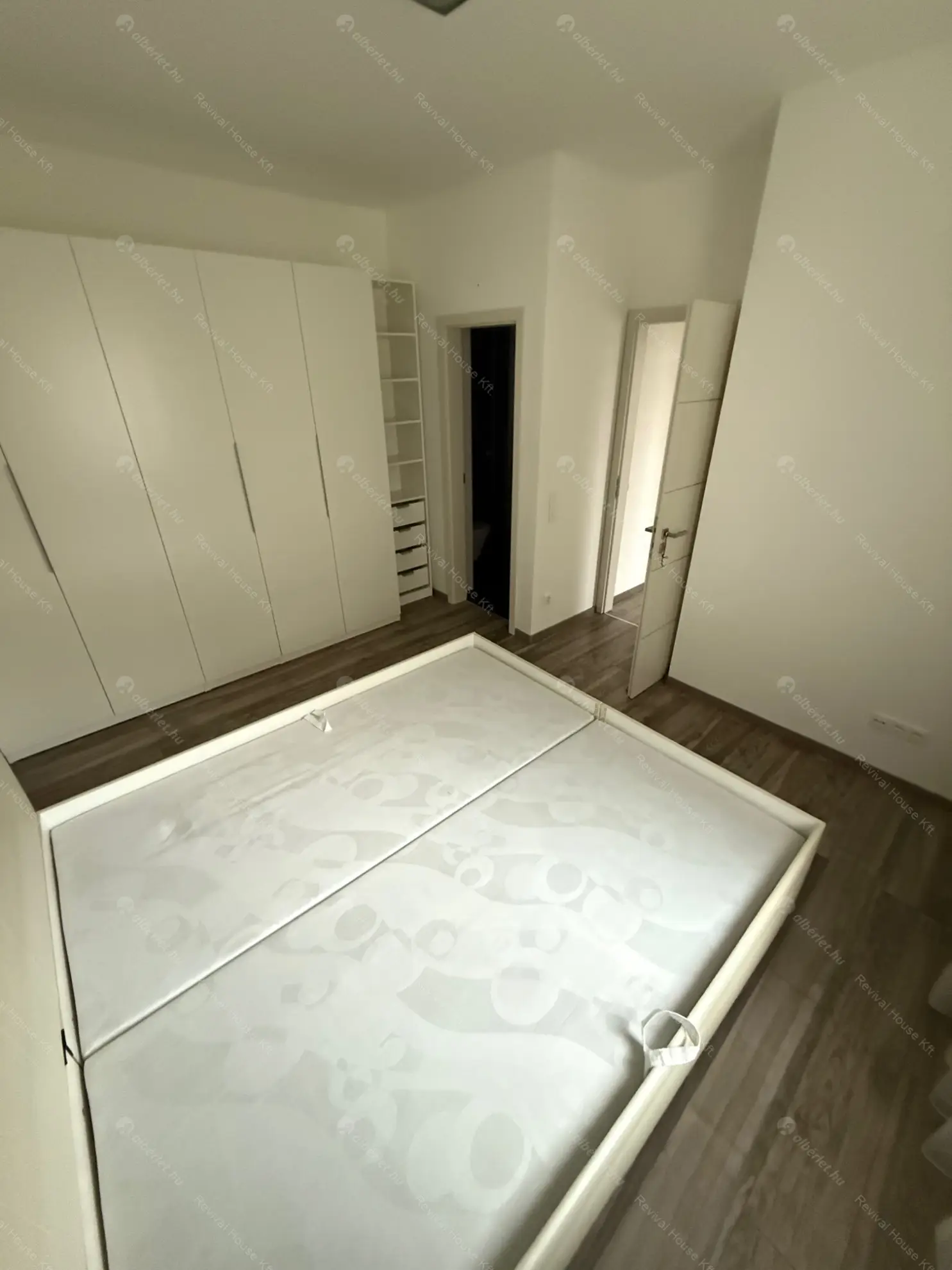 Kiadó albérlet 885000 Ft/hó áron: Budapest, II. kerület  Józsefhegyi utca. Mérete: 107 nm, 4 szobás | Alberlet.hu - 6618008