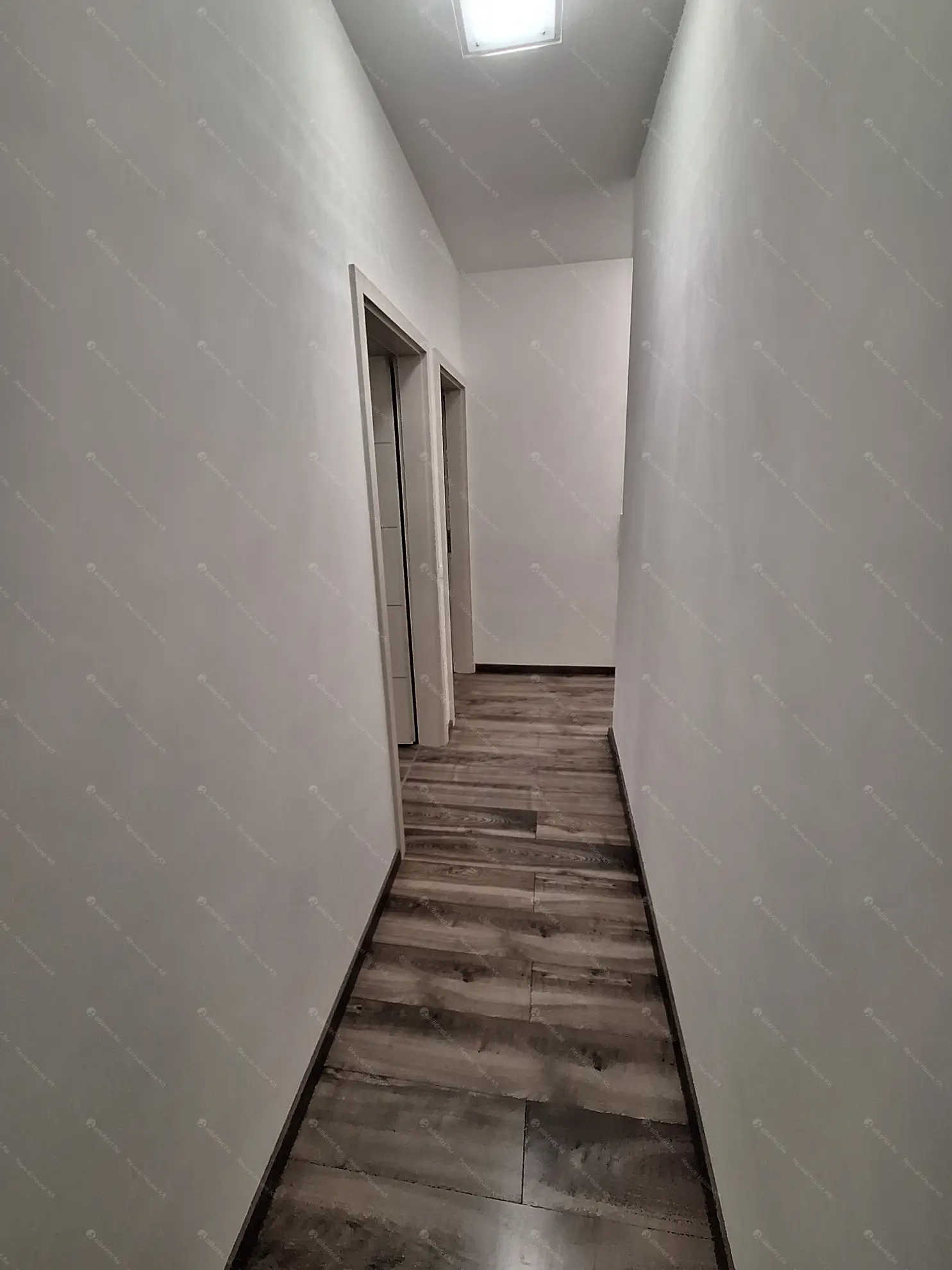 Kiadó albérlet 885000 Ft/hó áron: Budapest, II. kerület  Józsefhegyi utca. Mérete: 107 nm, 4 szobás | Alberlet.hu - 6624617