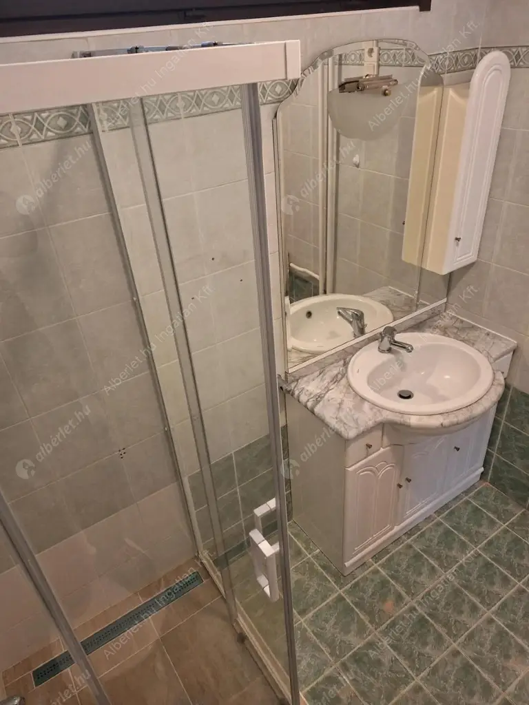 Kiadó albérlet 420000 Ft/hó áron: Budapest, II. kerület  Kapás utca. Mérete: 107 nm, 4 szobás | Alberlet.hu - 6624601