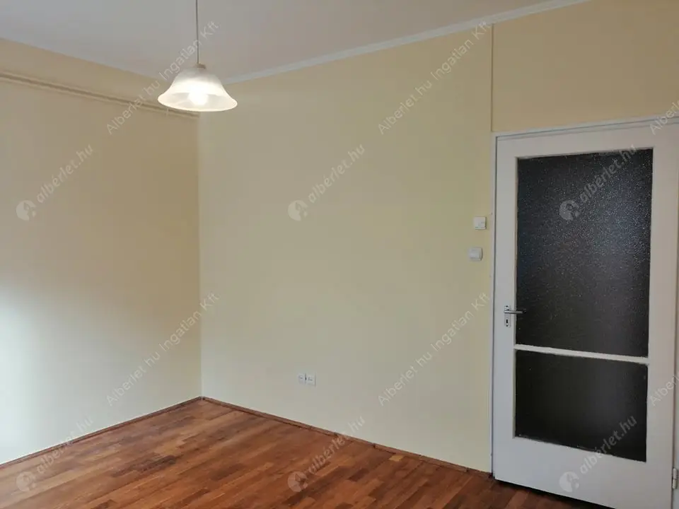 Kiadó albérlet 250000 Ft/hó áron: Budapest, II. kerület  Kapy utca. Mérete: 58 nm, 2 szobás | Alberlet.hu - 5498931