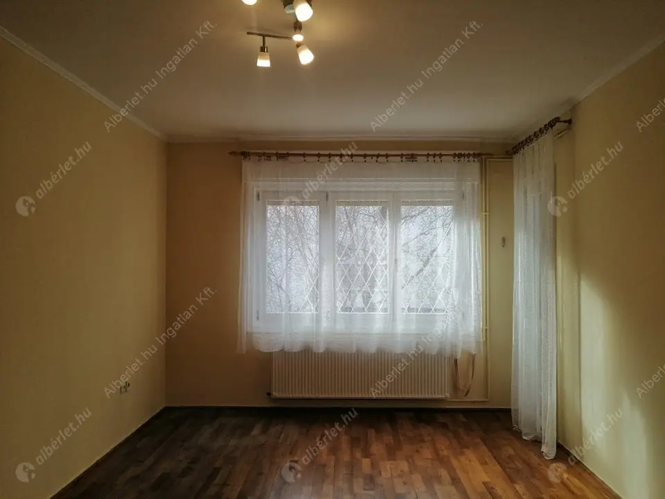 Kiadó albérlet 250000 Ft/hó áron: Budapest, II. kerület  Kapy utca. Mérete: 58 nm, 2 szobás | Alberlet.hu - 5524715