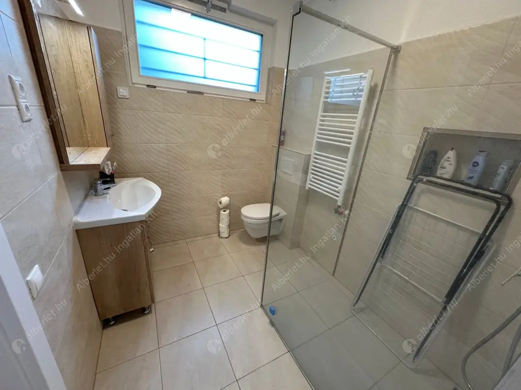 Kiadó albérlet 500000 Ft/hó áron: Budapest, II. kerület  Kavics utca. Mérete: 114 nm, 3 szobás | Alberlet.hu - 6568854