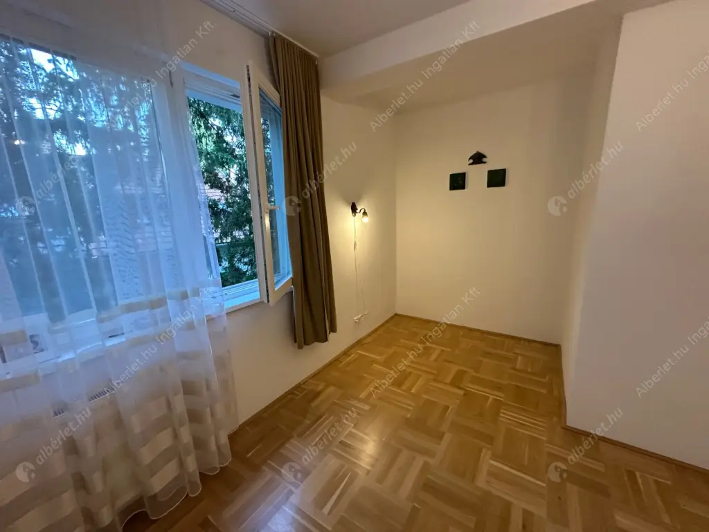Kiadó albérlet 500000 Ft/hó áron: Budapest, II. kerület  Kavics utca. Mérete: 114 nm, 3 szobás | Alberlet.hu - 6568857