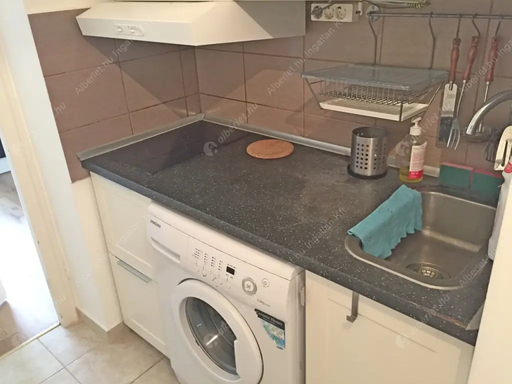 Kiadó albérlet 180000 Ft/hó áron: Budapest, II. kerület  Keleti Károly utca. Mérete: 30 nm, 1 szobás | Alberlet.hu - 6568925