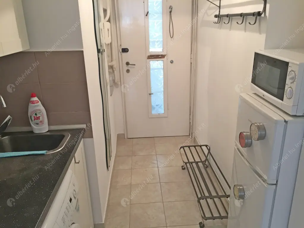 Kiadó albérlet 180000 Ft/hó áron: Budapest, II. kerület  Keleti Károly utca. Mérete: 30 nm, 1 szobás | Alberlet.hu - 6568928