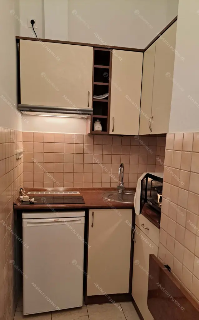 Kiadó albérlet 260000 Ft/hó áron: Budapest, II. kerület  Keleti Károly utca. Mérete: 44 nm, 1 szobás | Alberlet.hu - 6675114