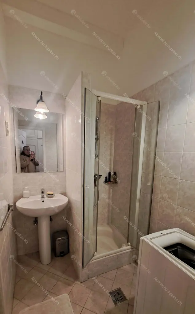 Kiadó albérlet 260000 Ft/hó áron: Budapest, II. kerület  Keleti Károly utca. Mérete: 44 nm, 1 szobás | Alberlet.hu - 6675117