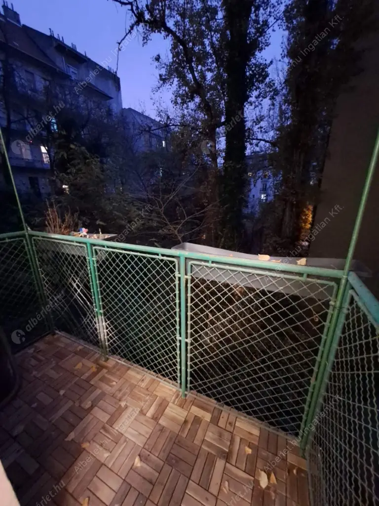 Kiadó albérlet 400000 Ft/hó áron: Budapest, II. kerület  Keleti Károly utca. Mérete: 55 nm, 3 szobás | Alberlet.hu - 6591917