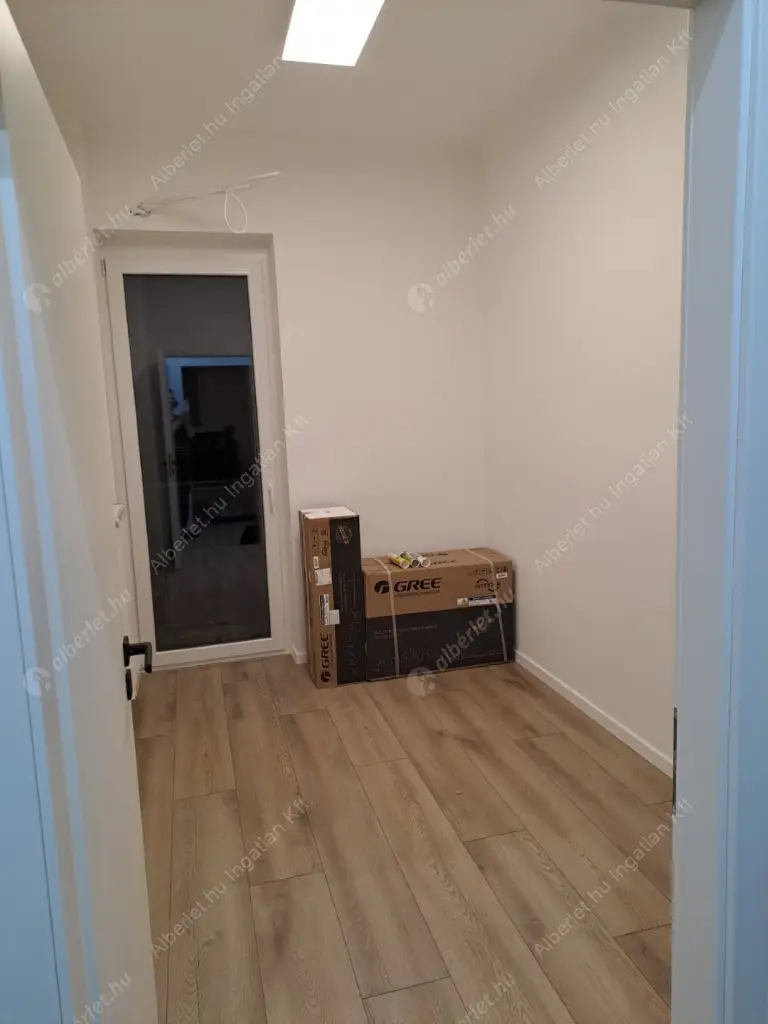 Kiadó albérlet 400000 Ft/hó áron: Budapest, II. kerület  Keleti Károly utca. Mérete: 55 nm, 3 szobás | Alberlet.hu - 6591919