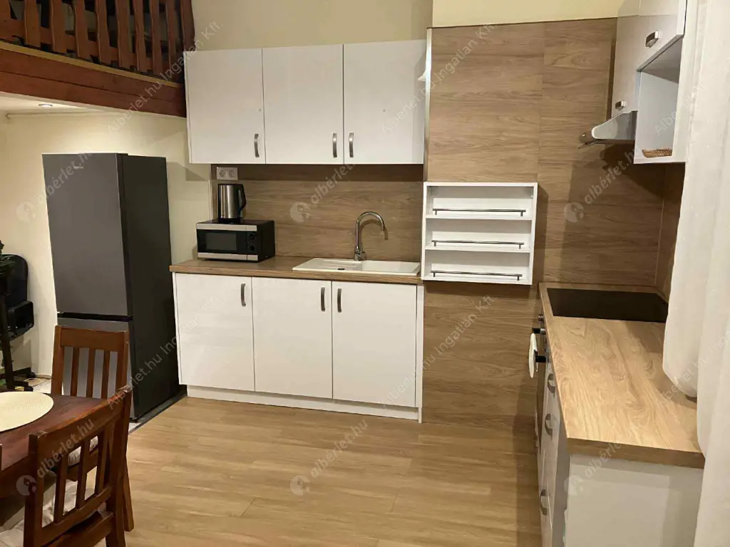 Kiadó albérlet 280000 Ft/hó áron: Budapest, II. kerület  Keleti Károly utca. Mérete: 57 nm, 1 szobás | Alberlet.hu - 6624088