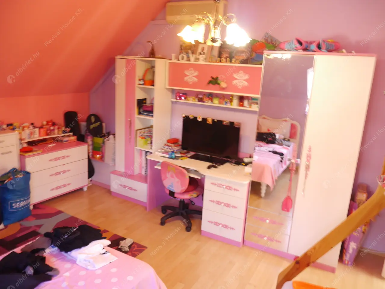 Kiadó albérlet 1500000 Ft/hó áron: Budapest, II. kerület  Kisgazda utca. Mérete: 400 nm, 7 szobás | Alberlet.hu - 5341535