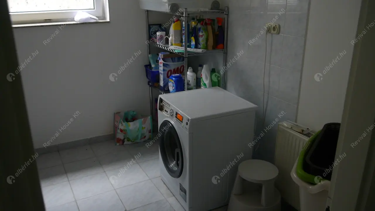 Kiadó albérlet 1500000 Ft/hó áron: Budapest, II. kerület  Kisgazda utca. Mérete: 400 nm, 7 szobás | Alberlet.hu - 5341538