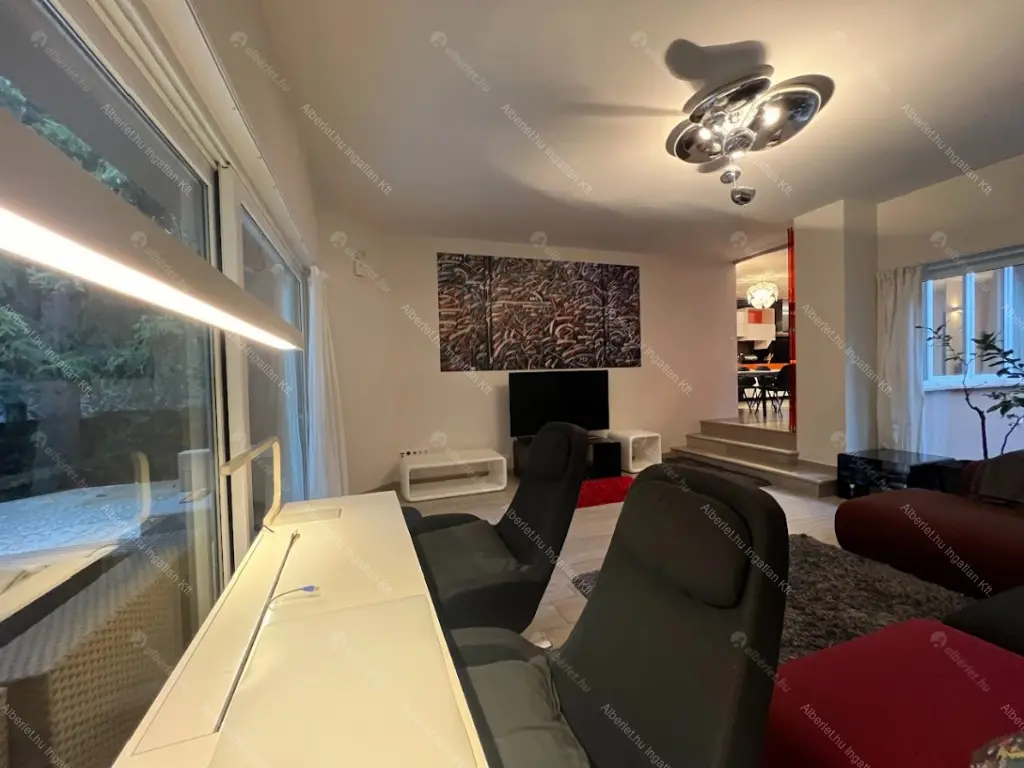 Kiadó albérlet 1000000 Ft/hó áron: Budapest, II. kerület  Kőfejtő utca. Mérete: 320 nm, 5 szobás | Alberlet.hu - 6709758