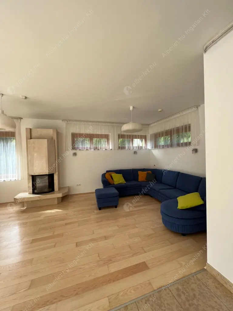 Kiadó albérlet 1156000 Ft/hó áron: Budapest, II. kerület  Kont vezér utca. Mérete: 252 nm, 5 szobás | Alberlet.hu - 6622537