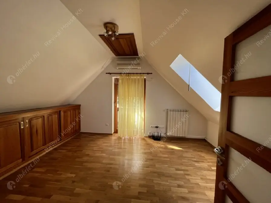 Kiadó albérlet 1160000 Ft/hó áron: Budapest, II. kerület  Kont vezér utca. Mérete: 252 nm, 6 szobás | Alberlet.hu - 6530866